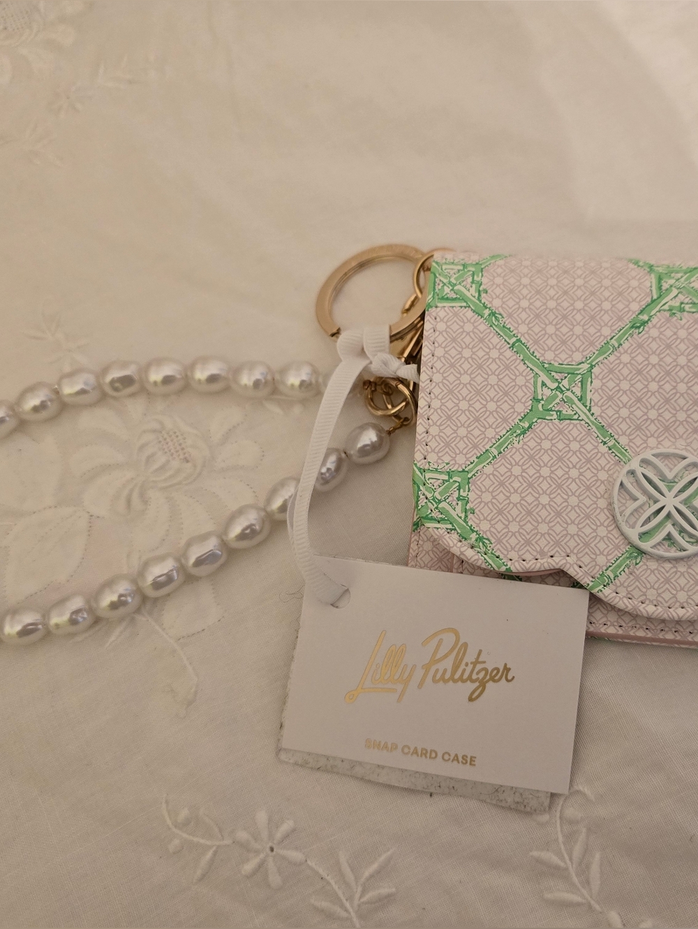 Lilly Pulitzer Snap ID Card Case in the Butterfly Trellis Pattern- New With Tags - Picture 2 of 8